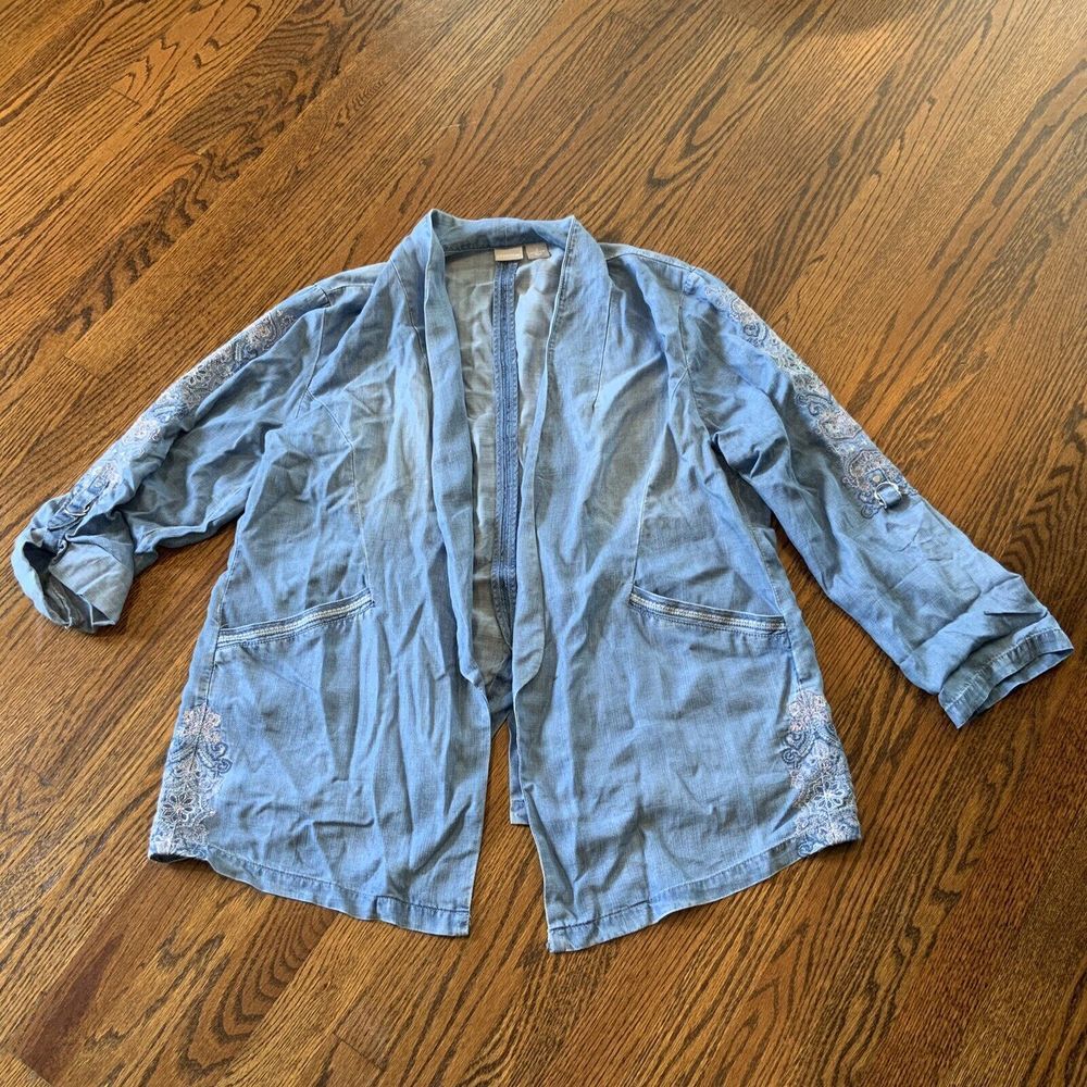 CHICO'S‎ Sz 3 Embroidered Open Front Chambray Jacket Lightweight Cardigan